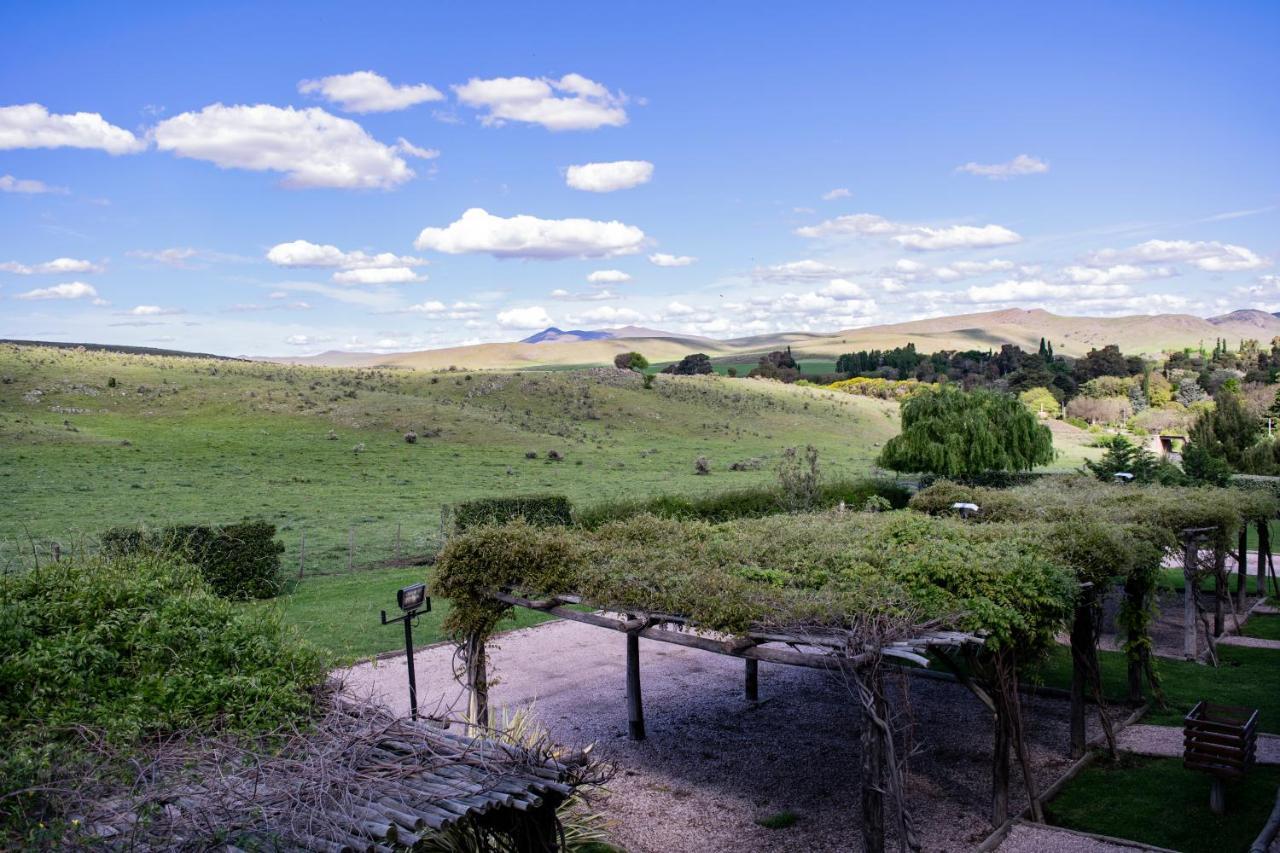 Posada y spa Las Golondrinas Bed and Breakfast Sierra de la Ventana Exterior foto